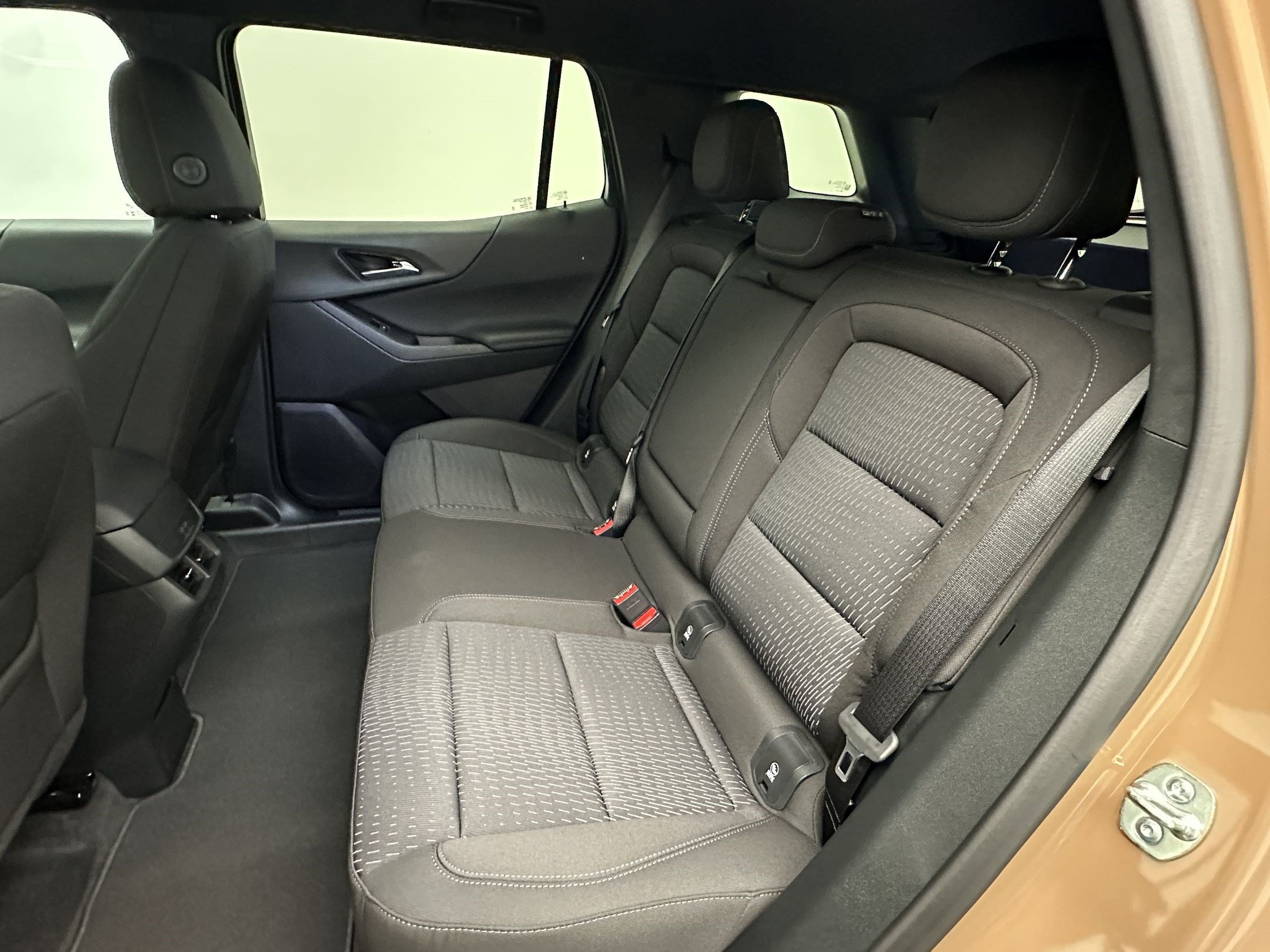 New 2027 Chevrolet Equinox LT AWD/4WD image 22
