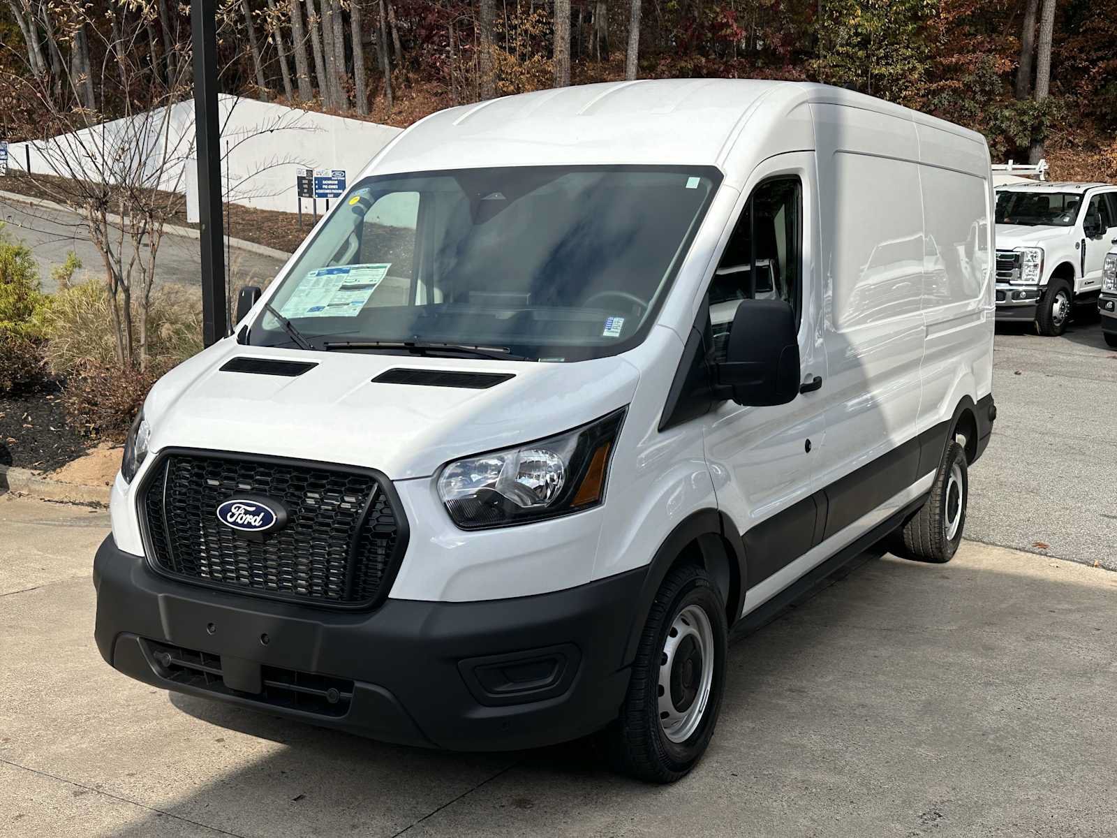 New 2026 Ford Transit 250 148 Medium Roof w/ Load Area Protection Package RWD image 3