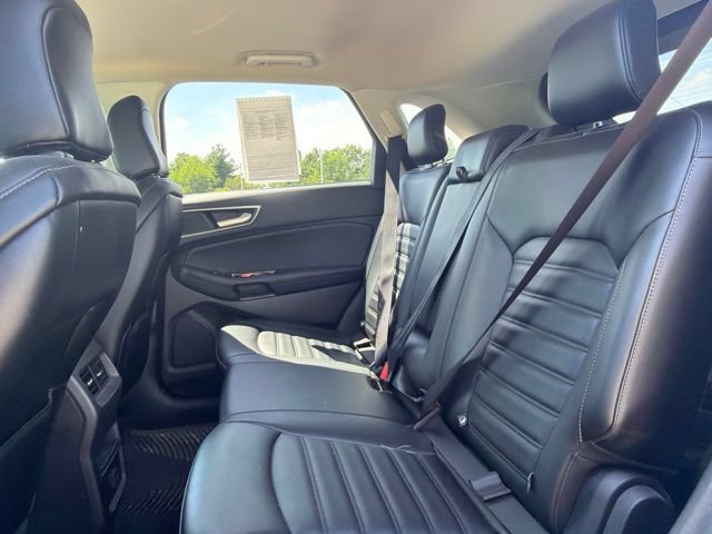 Used 2020 Ford Edge SEL FWD image 15