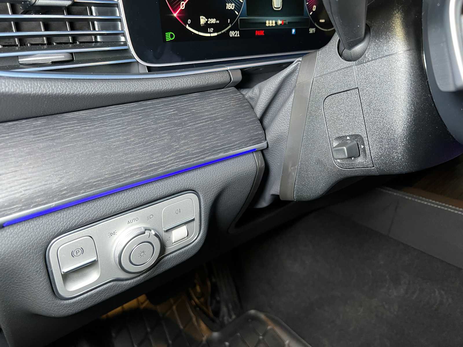 Used 2025 Mercedes-Benz GLE 350 4MATIC image 26