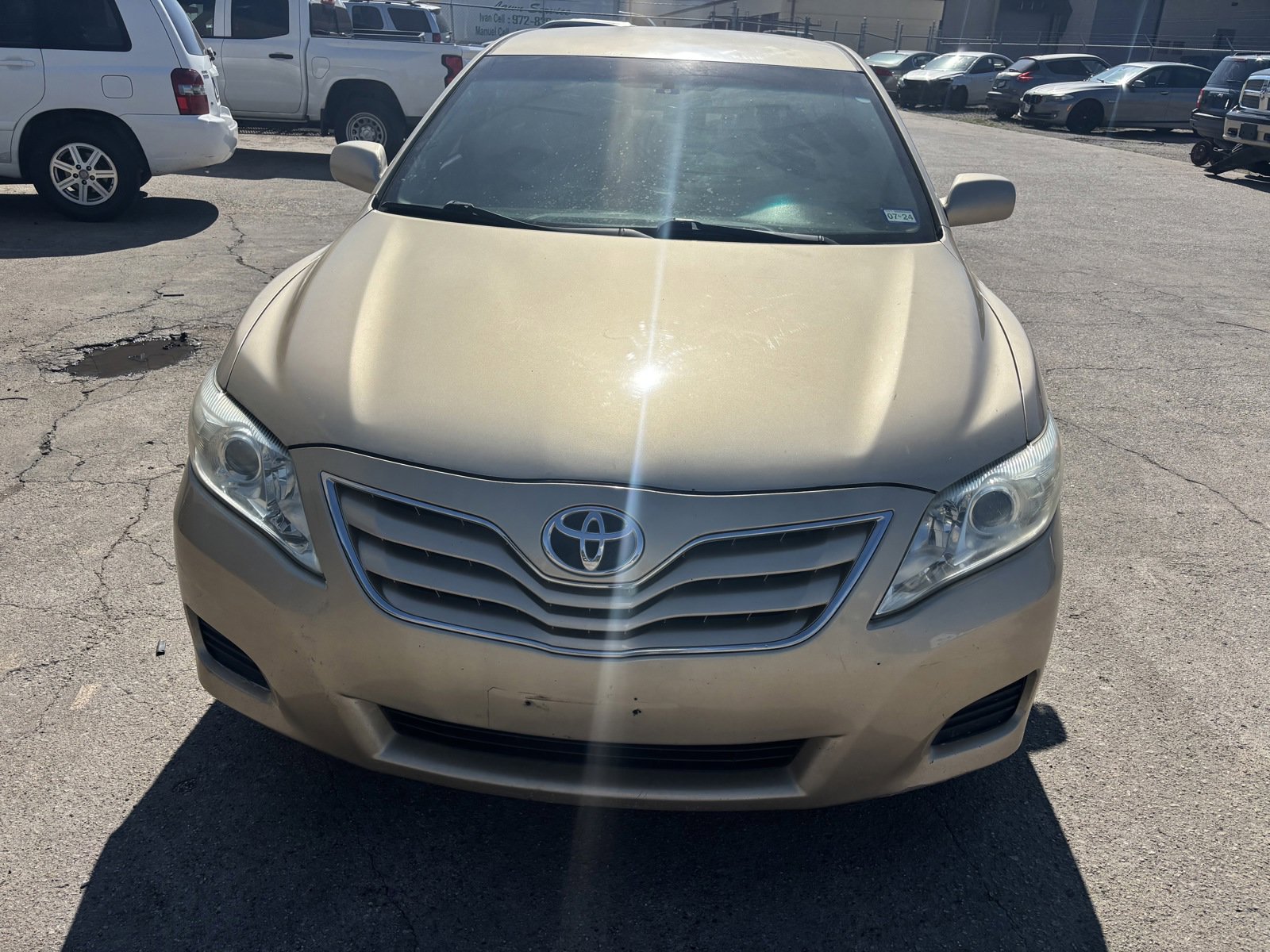 Used 2011 Toyota Camry LE w/ LE Extra-Value Pkg FWD image 10