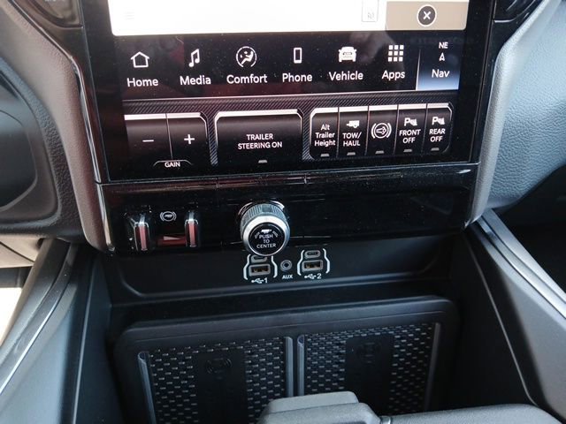 New 2026 RAM 3500 Laramie AWD/4WD image 42