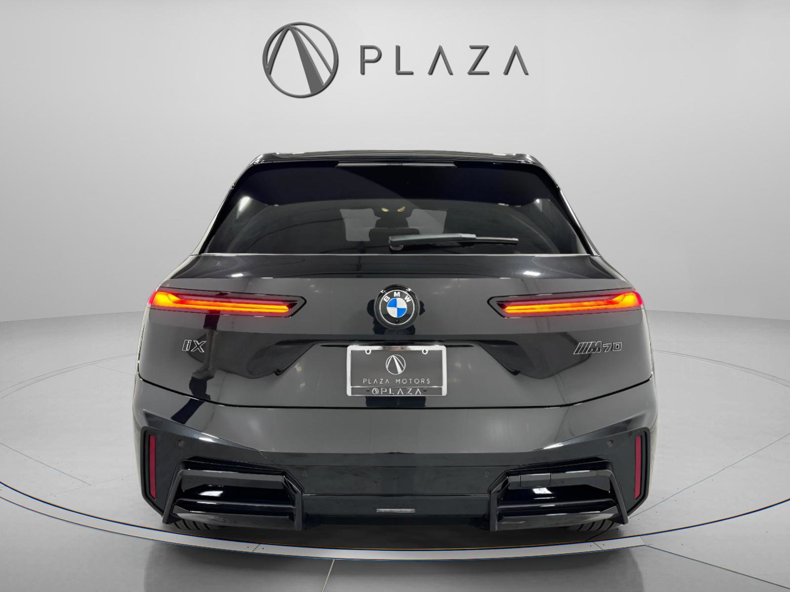 New 2026 BMW iX M70 image 5