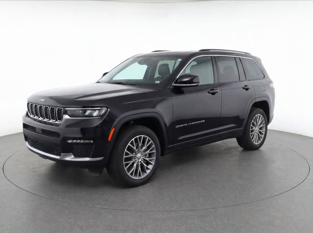 Used 2022 Jeep Grand Cherokee Summit RWD image 1