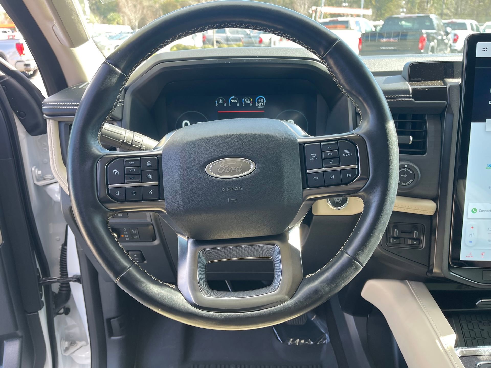 Used 2023 Ford Expedition Max Platinum image 16