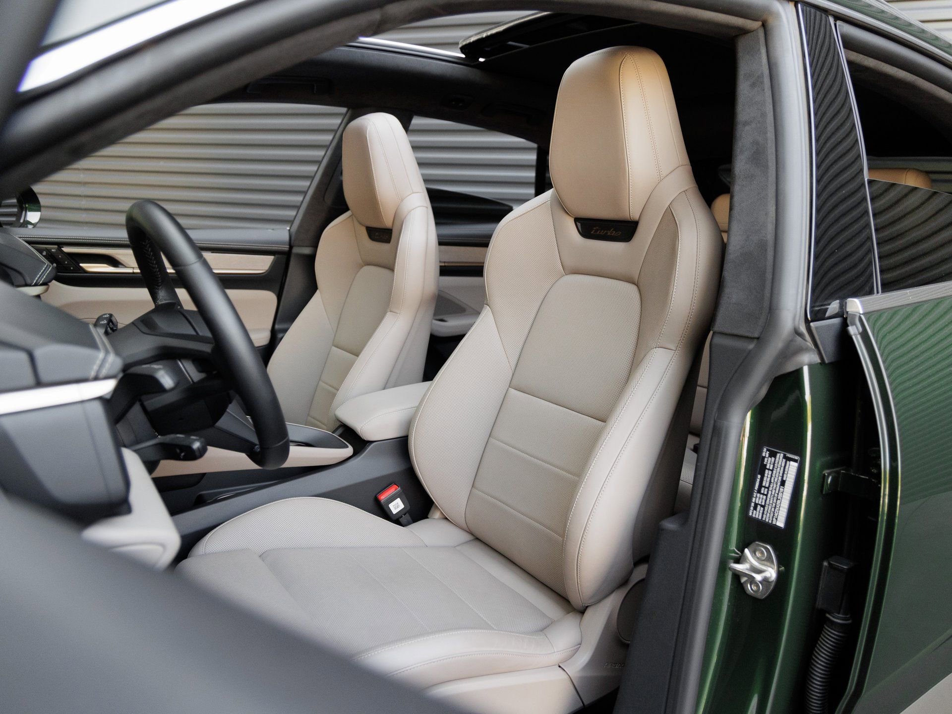 New 2024 Porsche Macan Turbo Electric image 5