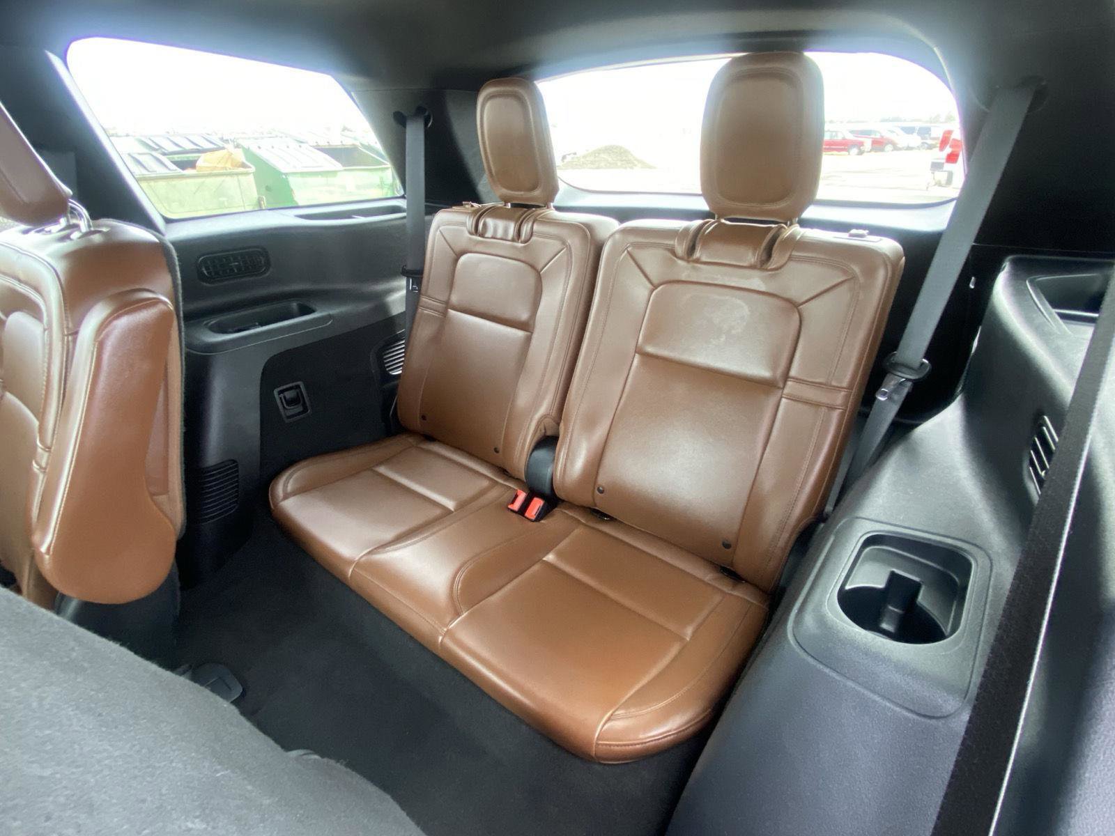 Used 2021 Lincoln Aviator Reserve w/ Equipment Group 201A image 31