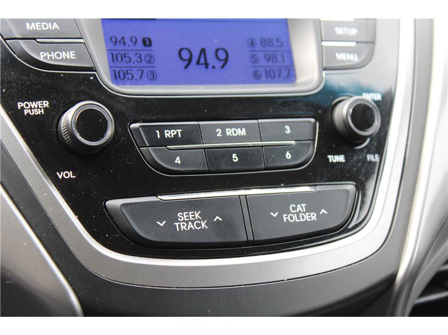 Used 2013 Hyundai Elantra GLS w/ Preferred Pkg FWD image 22