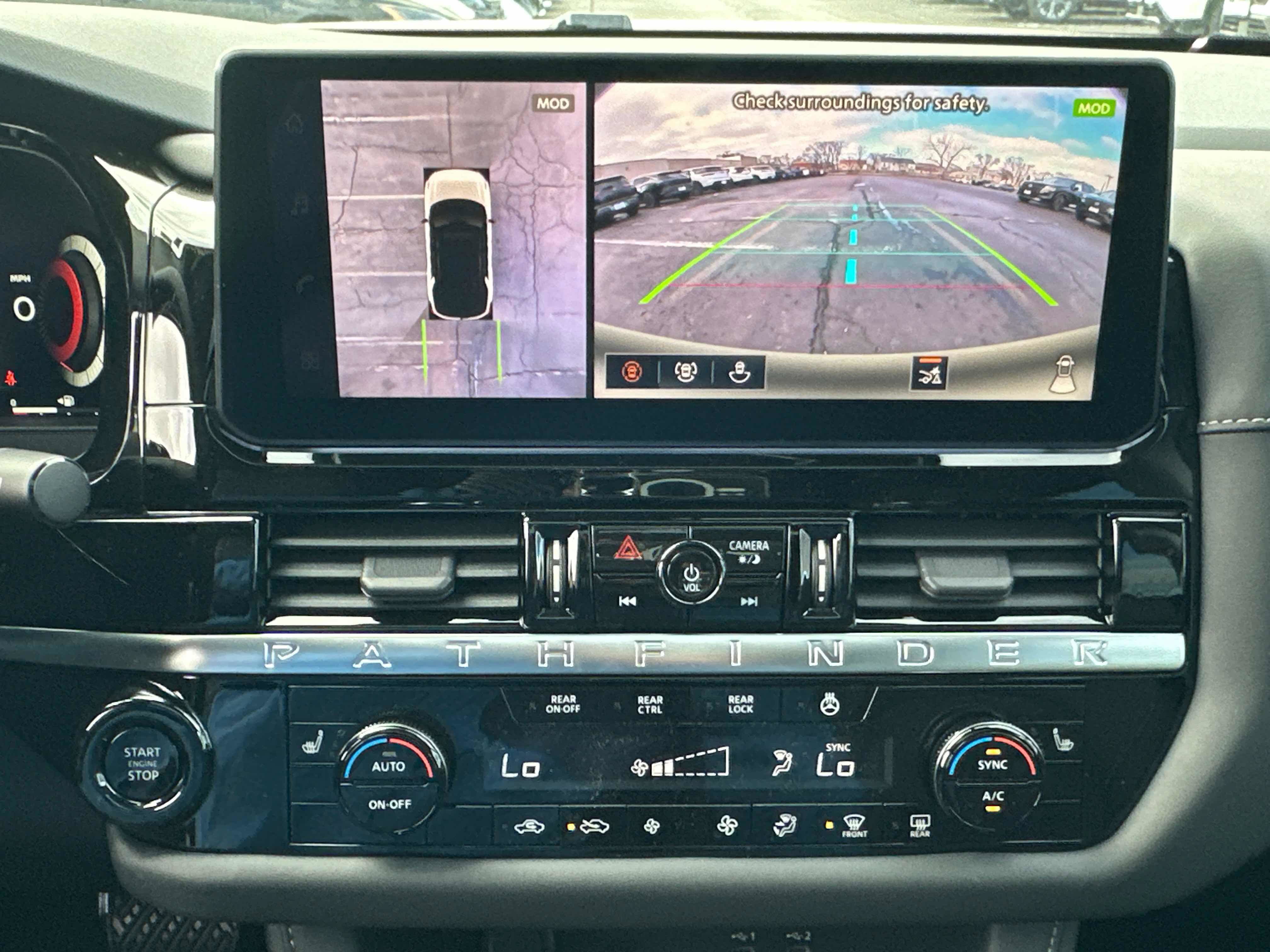 New 2026 Nissan Pathfinder SL AWD/4WD image 36