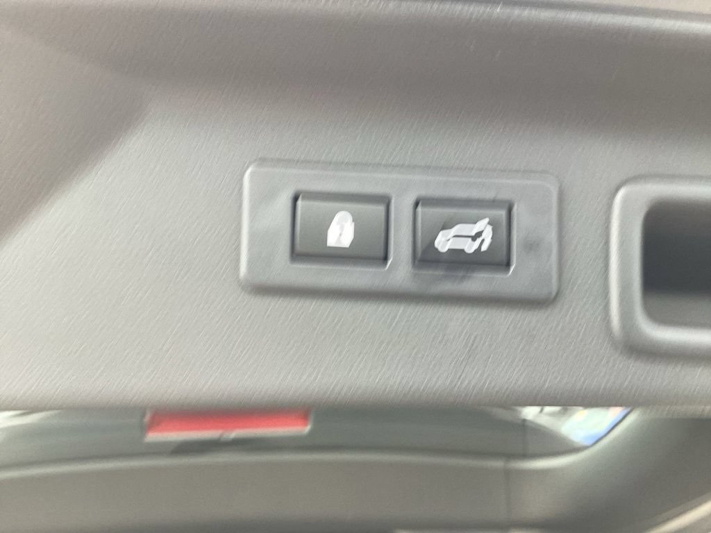 Used 2025 Subaru Forester Limited AWD/4WD image 9