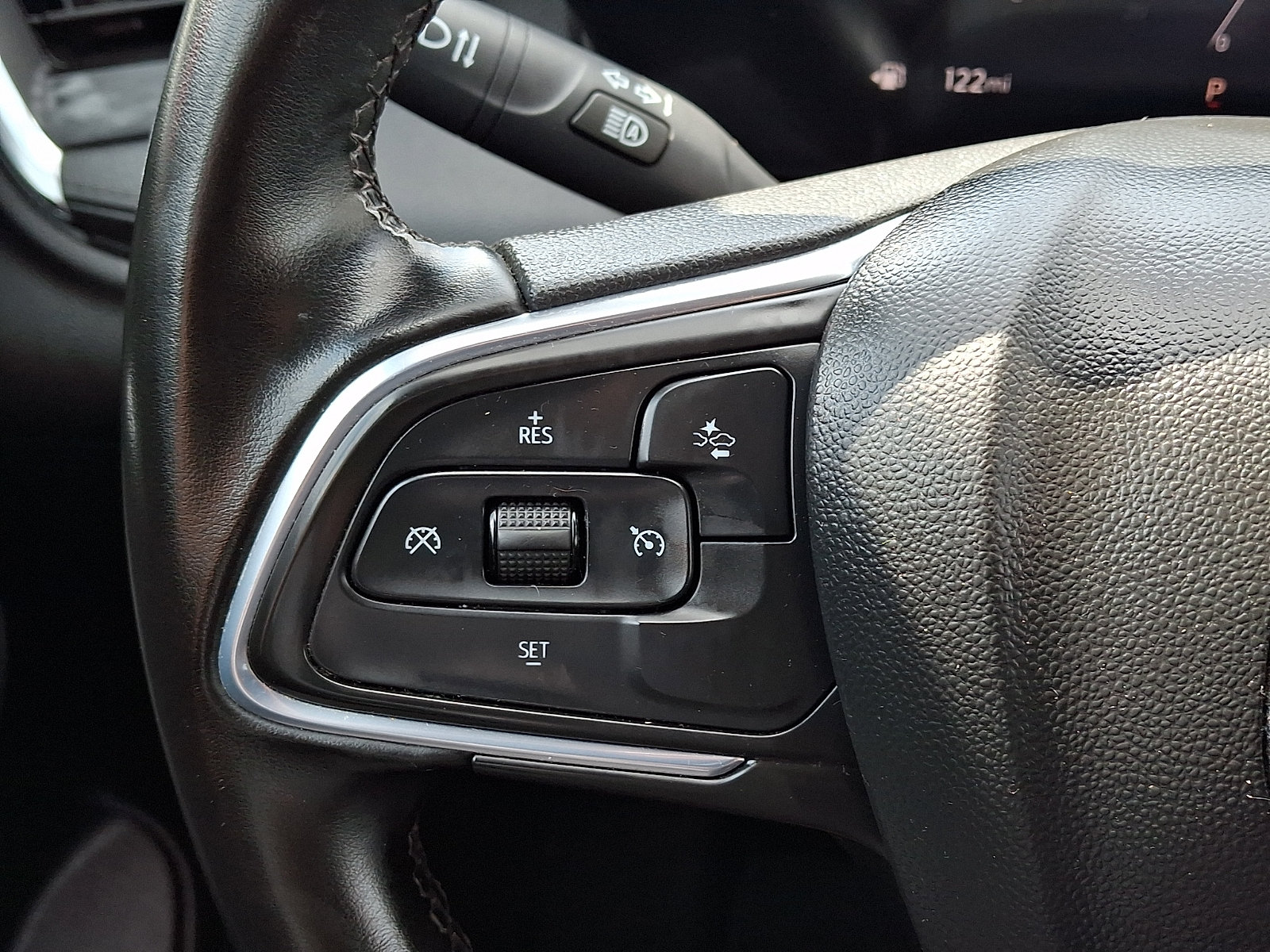 Used 2024 Buick Encore GX Sport Touring AWD/4WD image 22