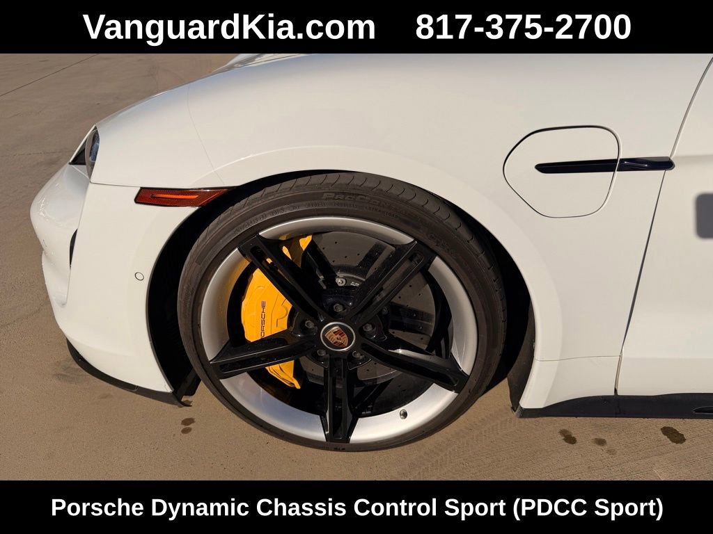 Used 2020 Porsche Taycan Turbo S image 11