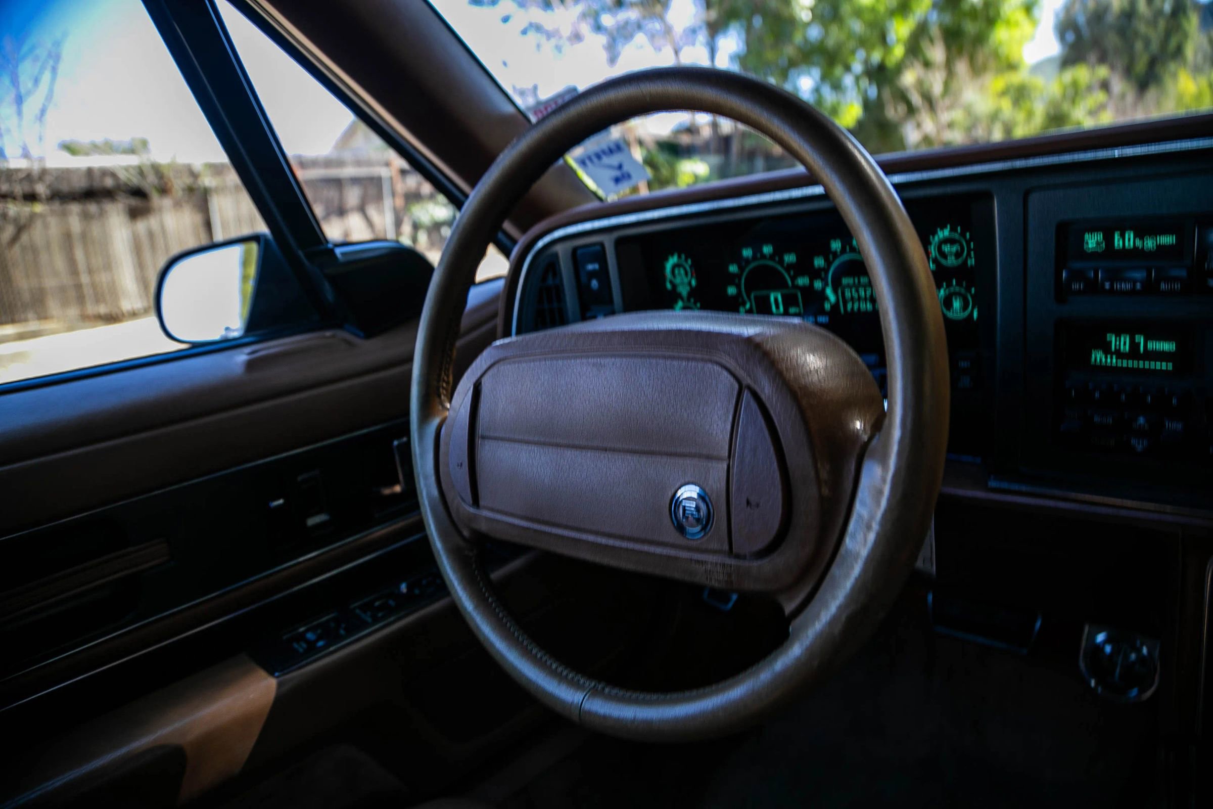 Used 1990 Buick Reatta Convertible FWD image 24