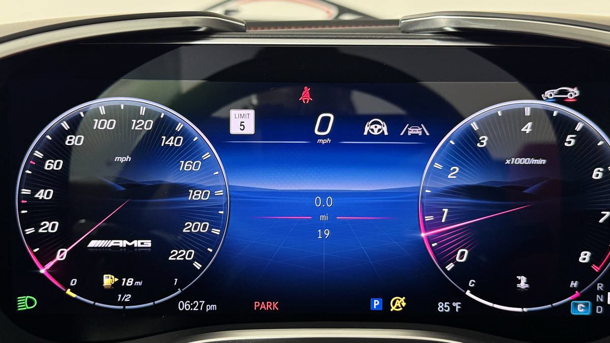 Used 2026 Mercedes-Benz SL 63 AMG 4MATIC image 21