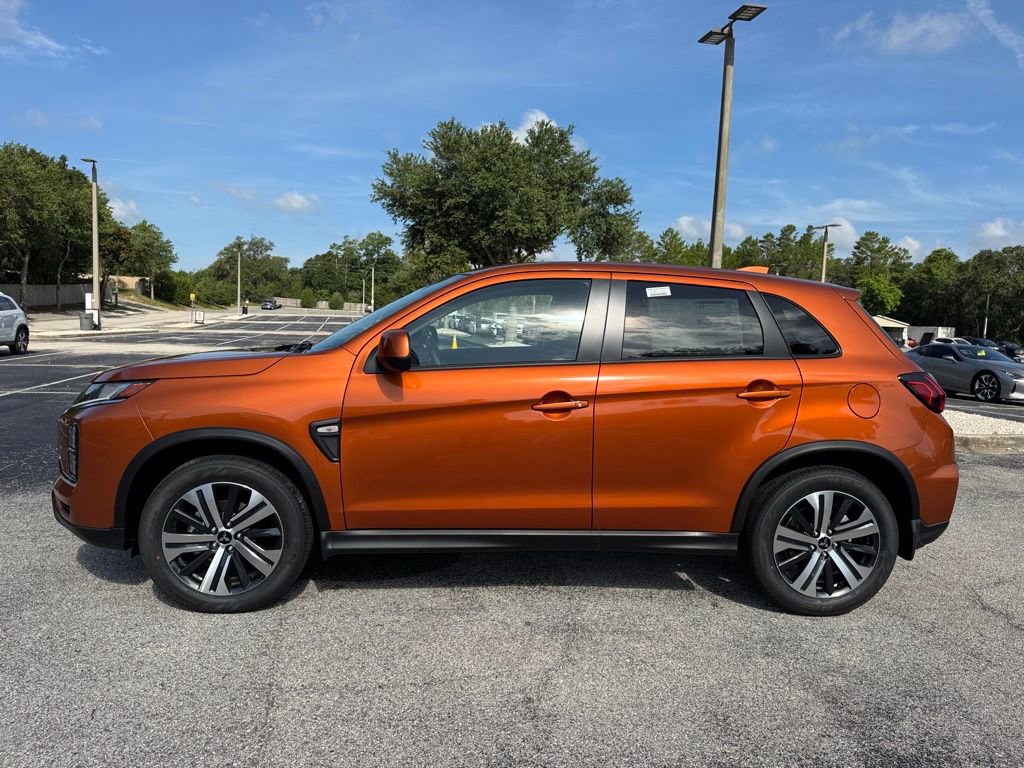 Used 2025 Mitsubishi Outlander Sport SE image 4