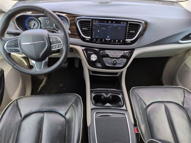 Certified 2023 Chrysler Pacifica Limited image 29