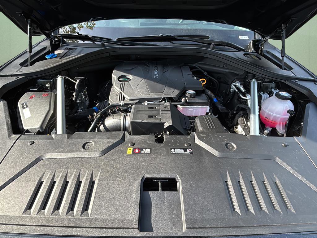 Certified 2026 Genesis GV70 2.5T image 9