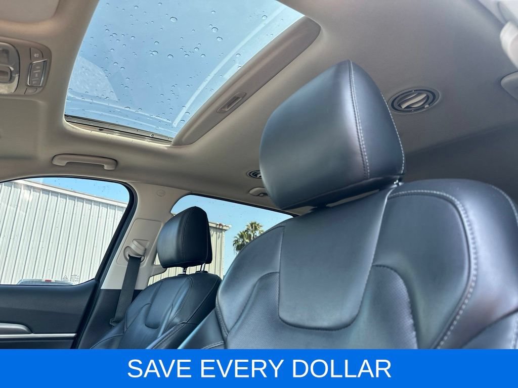 Used 2021 Kia Telluride S FWD image 9