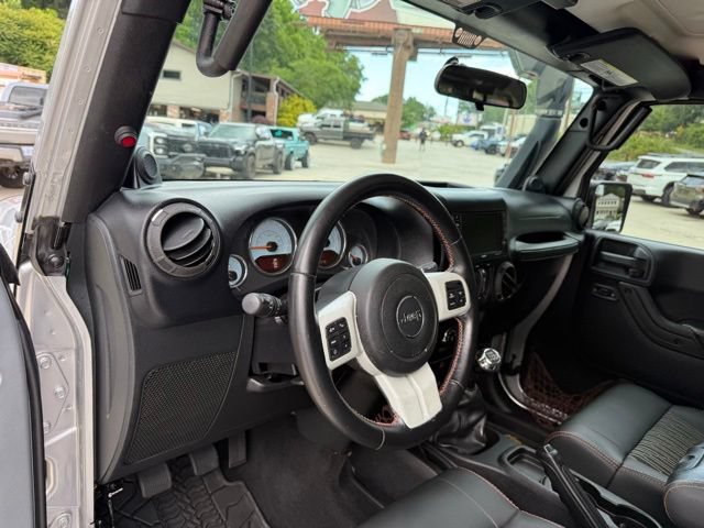 Used 2012 Jeep Wrangler Unlimited Sahara AWD/4WD image 24
