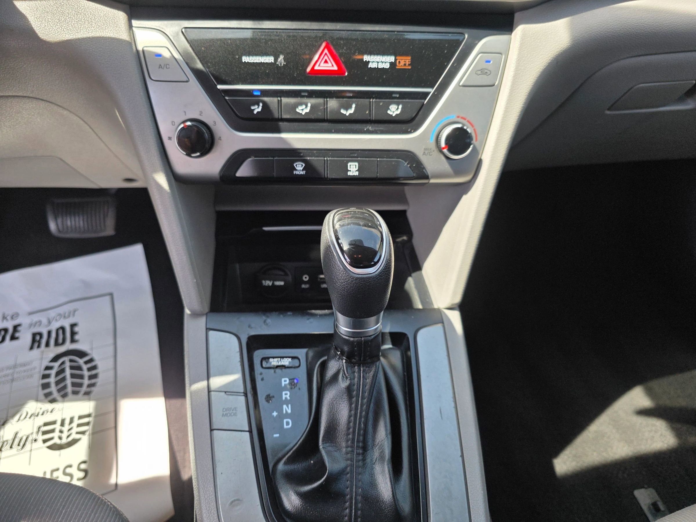 Used 2017 Hyundai Elantra SE FWD image 12