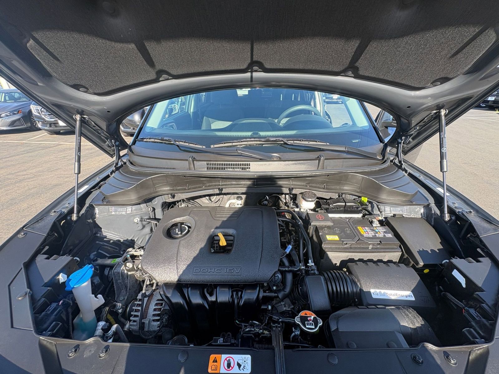 Used 2025 Kia Soul LX w/ LX Technology Package FWD image 30