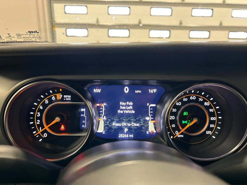 Used 2022 Jeep Gladiator Sport image 19