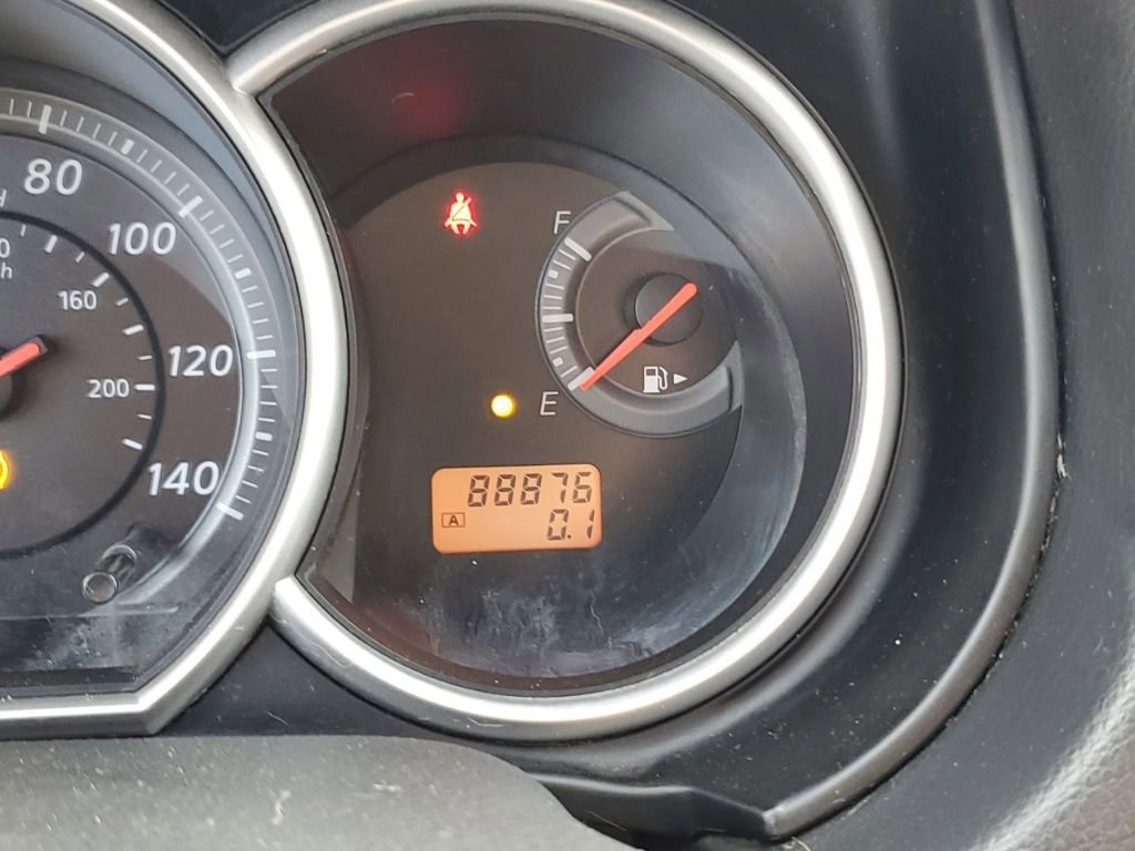 Used 2012 Nissan Versa 1.8 S w/ Plus Pkg image 21