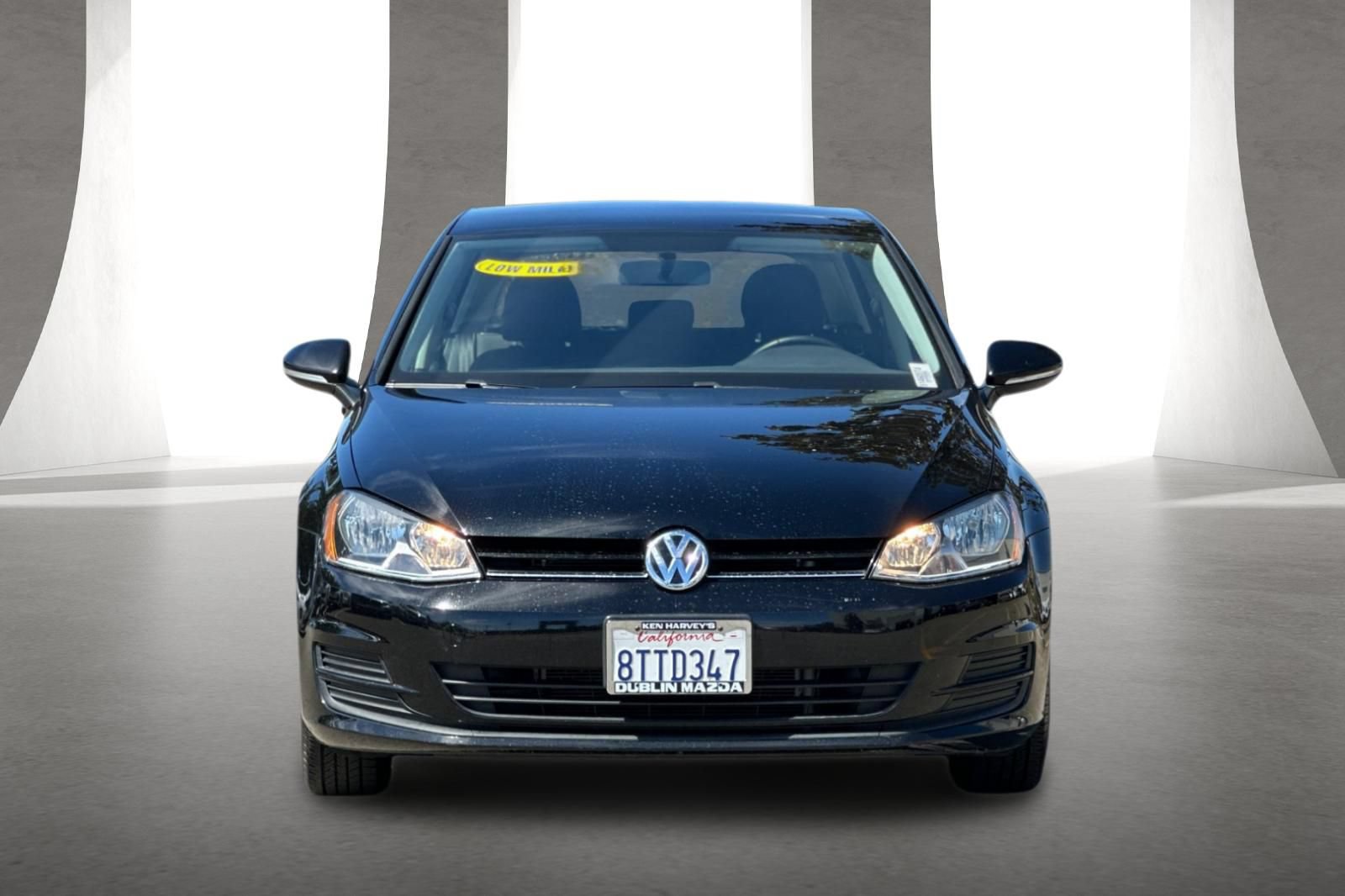 Used 2017 Volkswagen Golf S FWD image 9