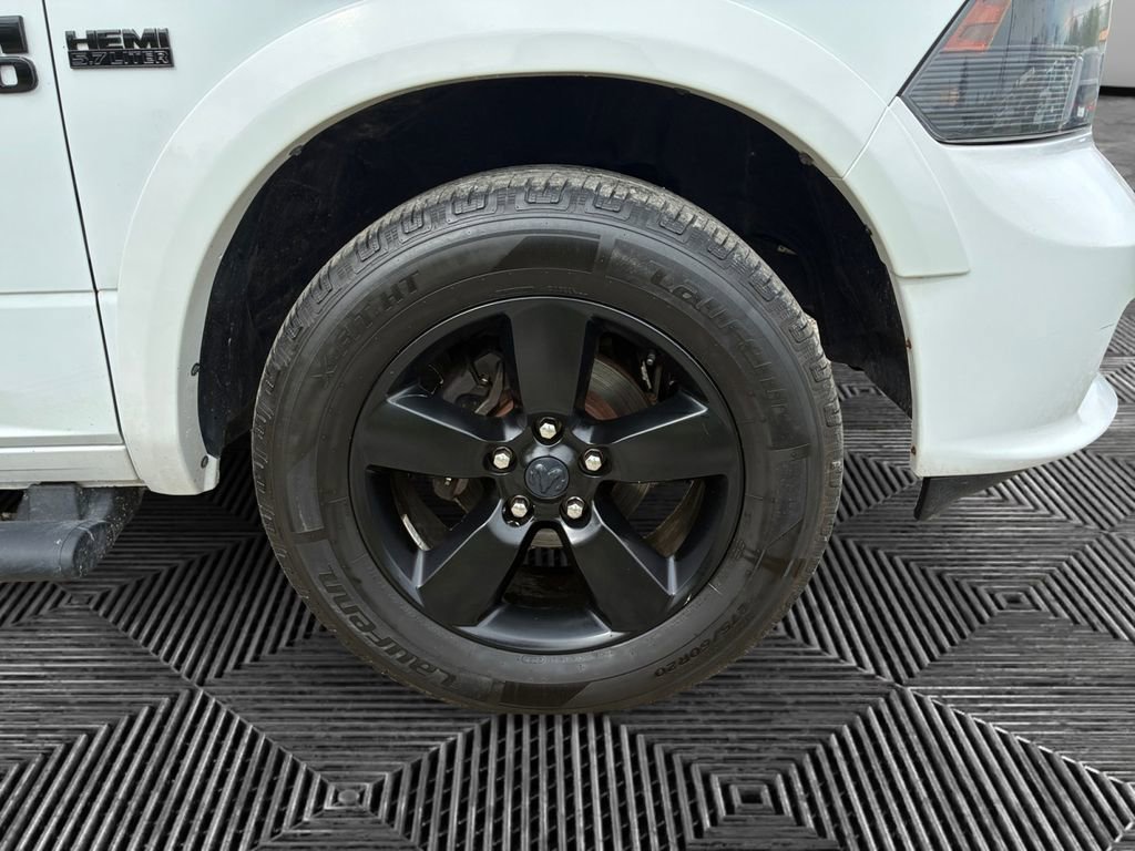 Used 2016 RAM 1500 Express AWD/4WD image 17
