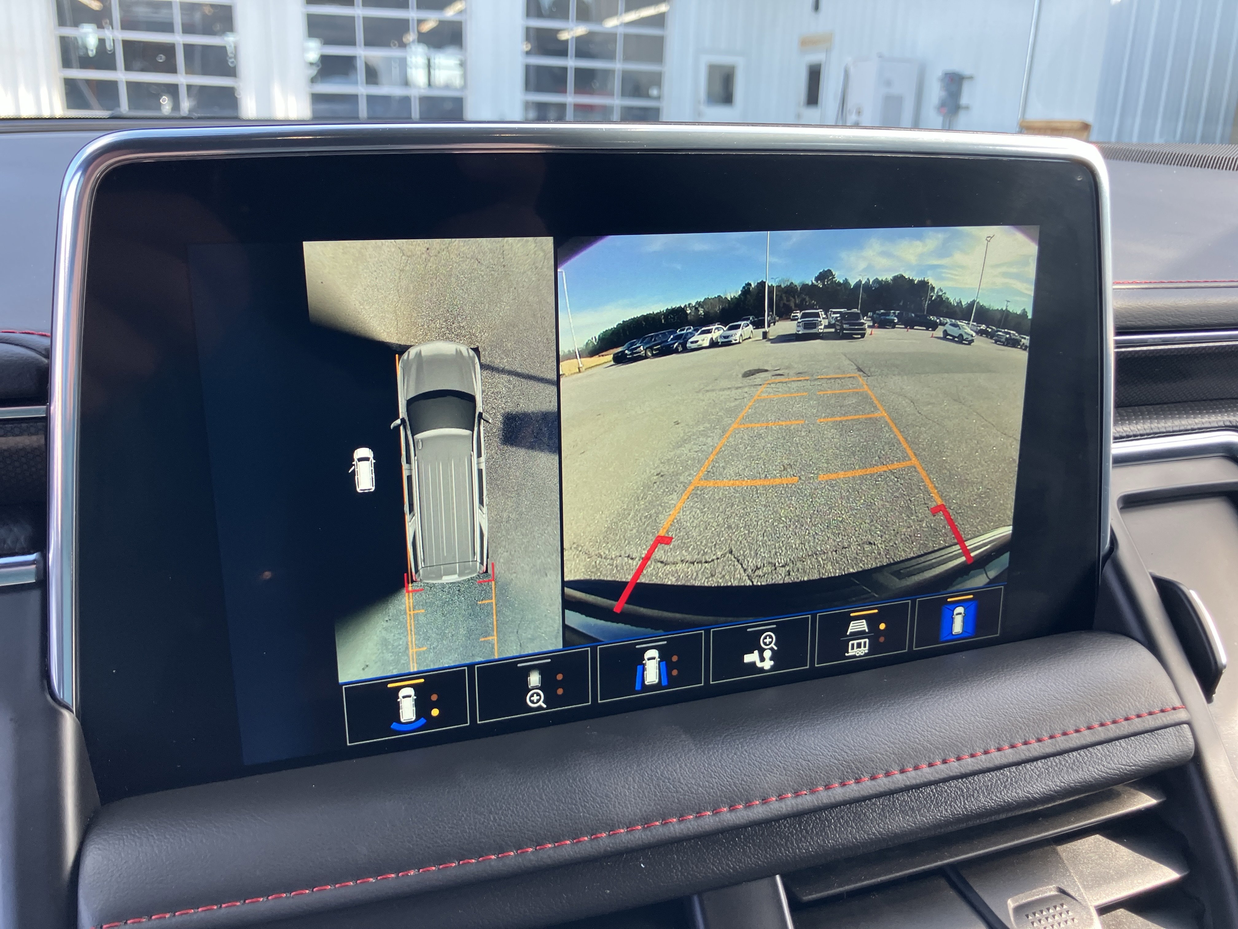 Used 2023 Chevrolet Tahoe RST w/ Luxury Package image 26