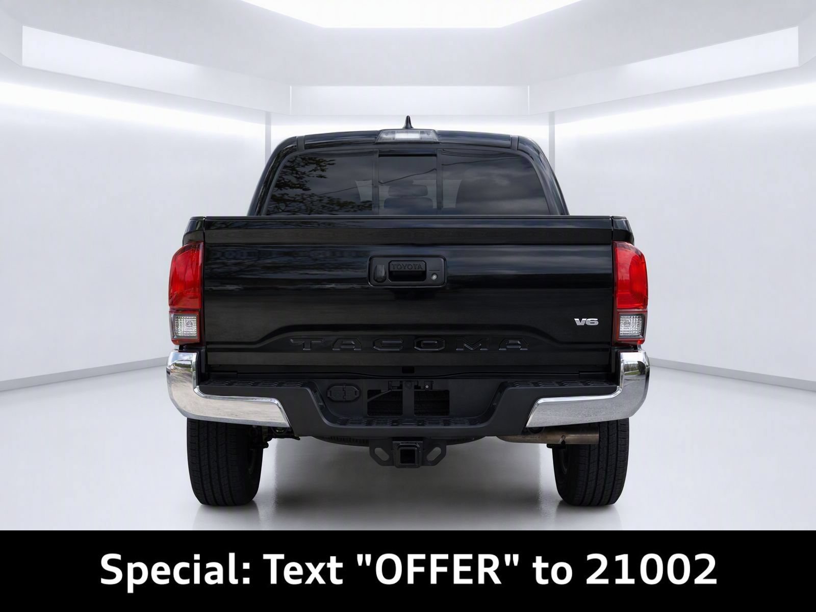 Used 2019 Toyota Tacoma TRD Off-Road AWD/4WD image 4