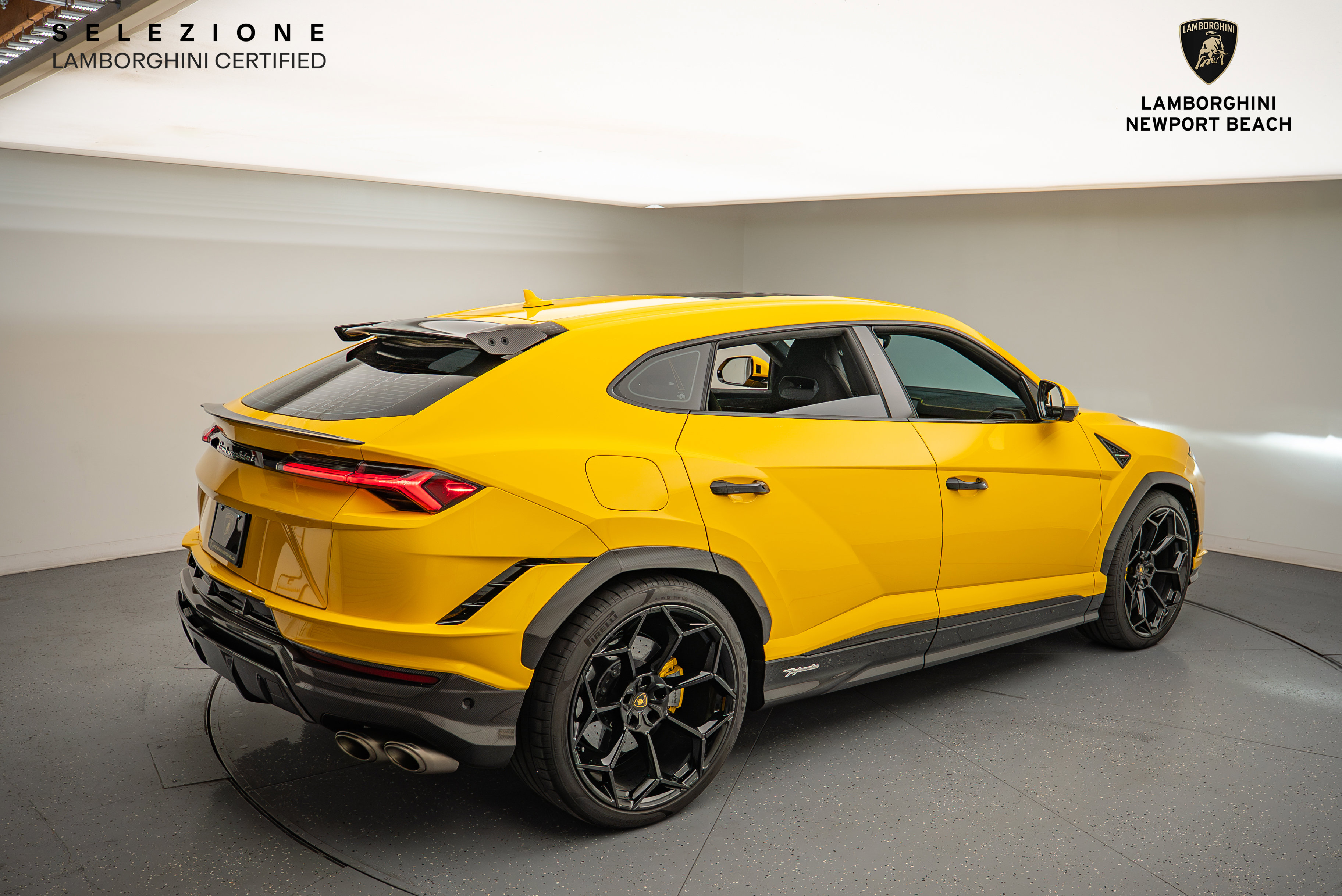 Used 2024 Lamborghini Urus Performante image 19