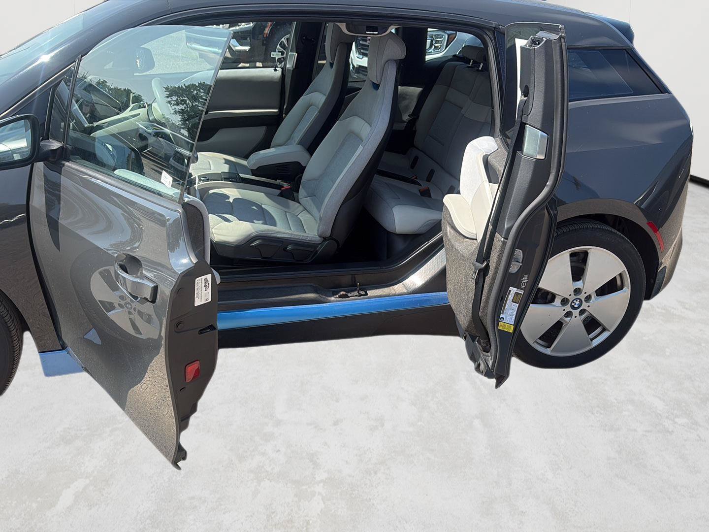 Used 2014 BMW i3 RWD image 22