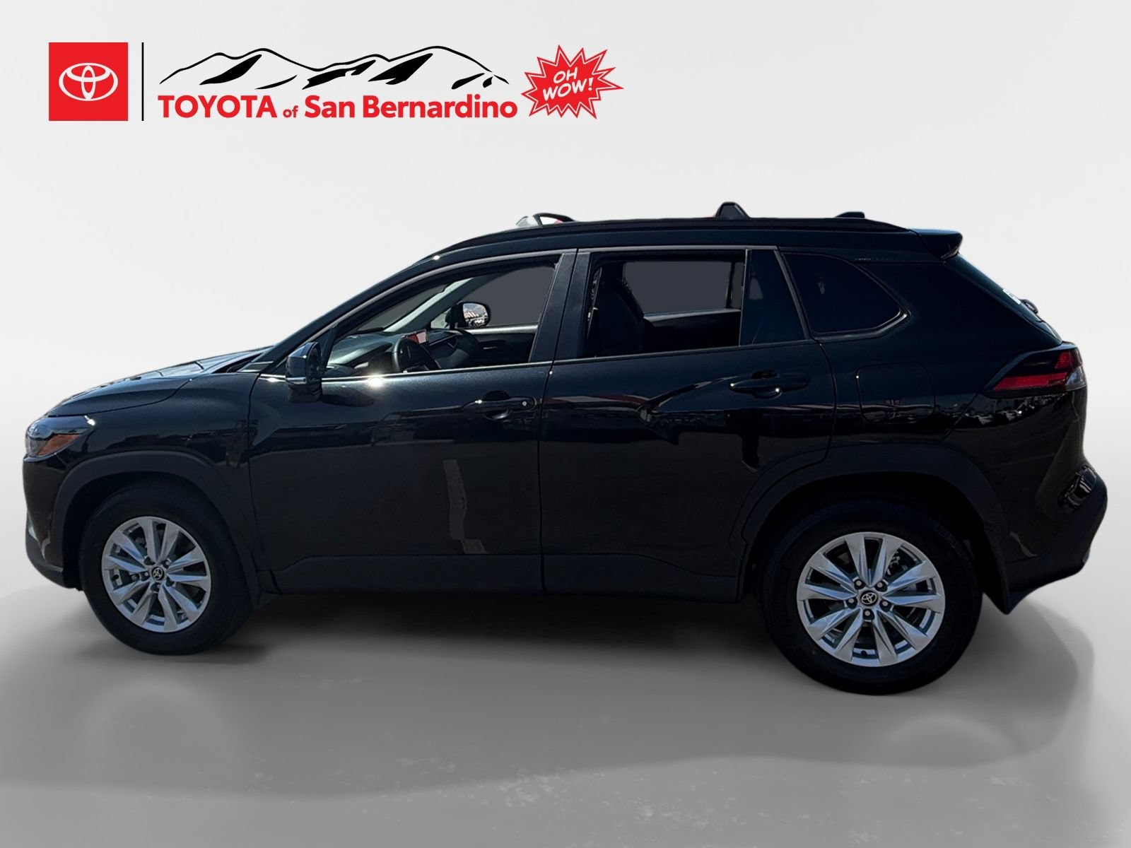 New 2026 Toyota Corolla Cross LE FWD image 2