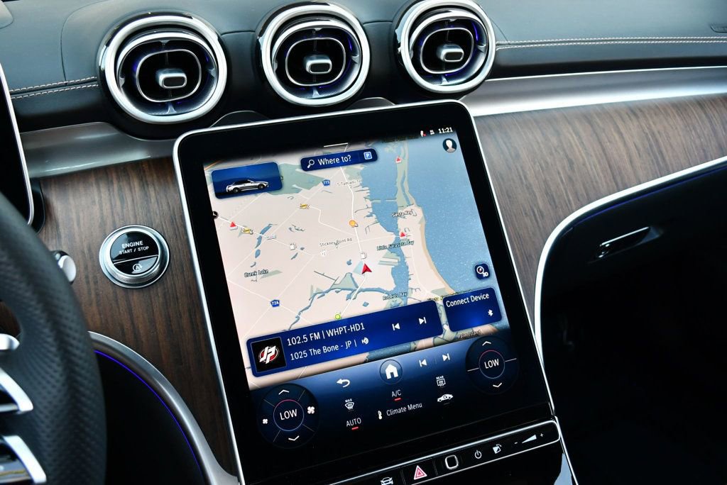 Used 2024 Mercedes-Benz CLE 450 4MATIC Cabriolet image 13