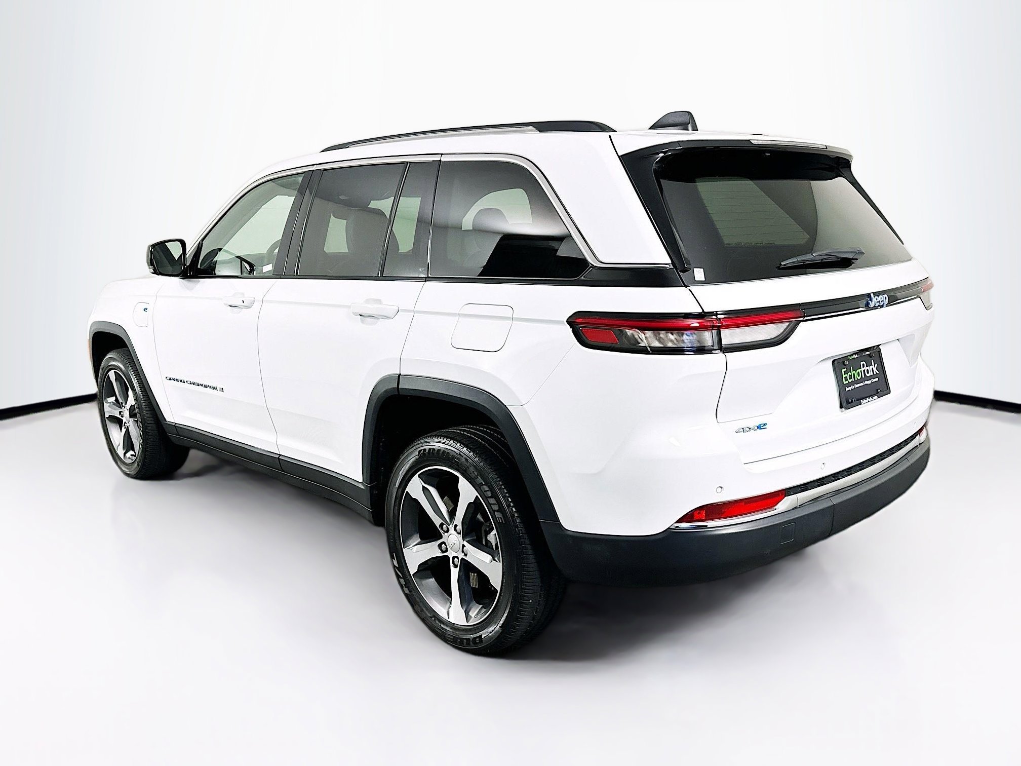 Used 2022 Jeep Grand Cherokee Limited 4xe AWD/4WD image 5