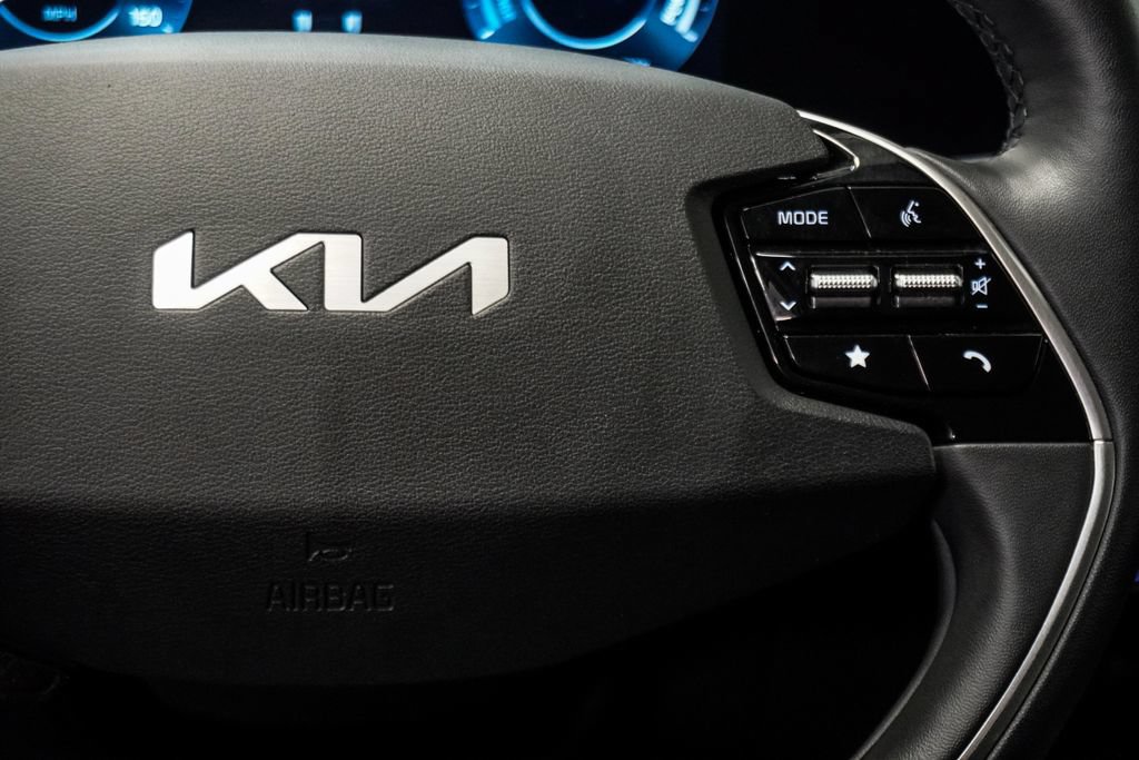 Used 2024 Kia Niro Wind w/ Wind Preserve Package FWD image 14