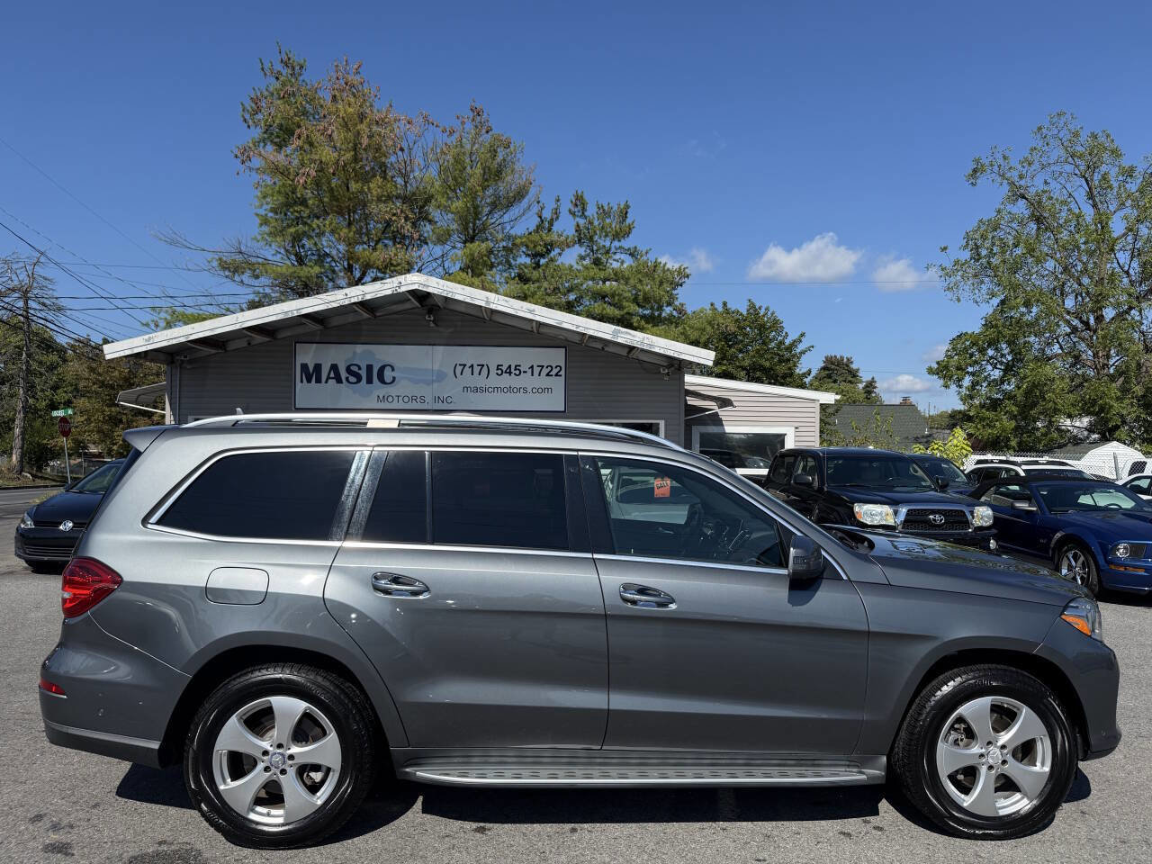 Used 2017 Mercedes-Benz GLS 450 4MATIC image 3