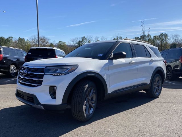 New 2026 Ford Explorer Active w/ Active Comfort Package AWD/4WD image 18
