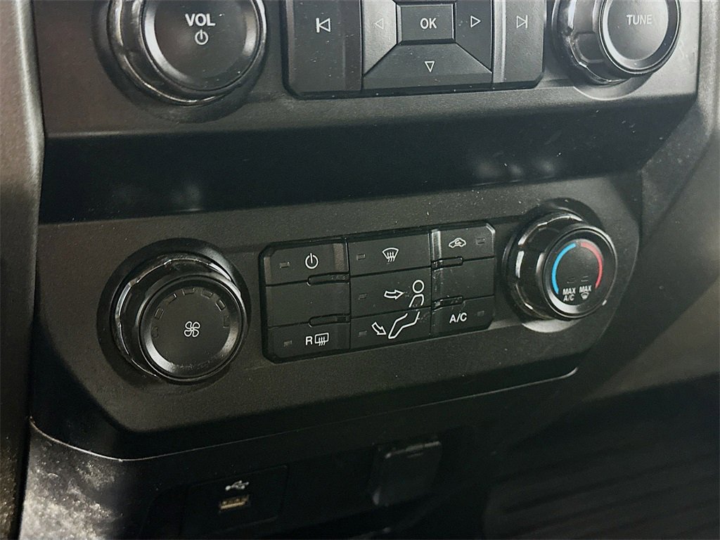 Used 2019 Ford F450 XL w/ Power Equipment Group image 18