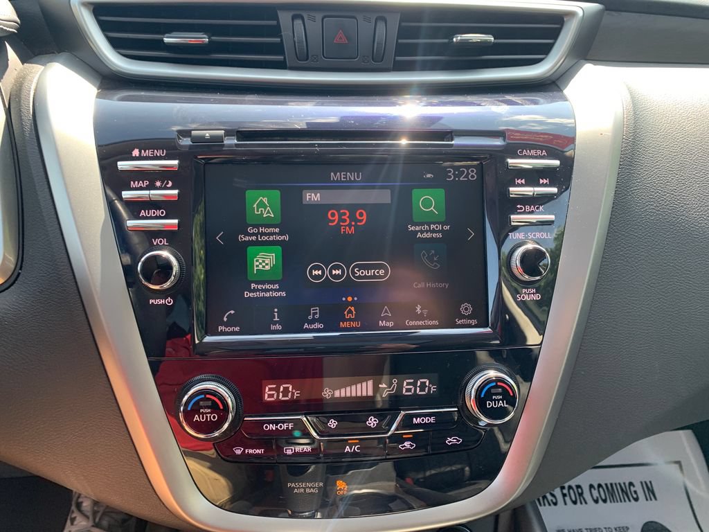 Certified 2024 Nissan Murano Platinum w/ Cargo Package FWD image 23