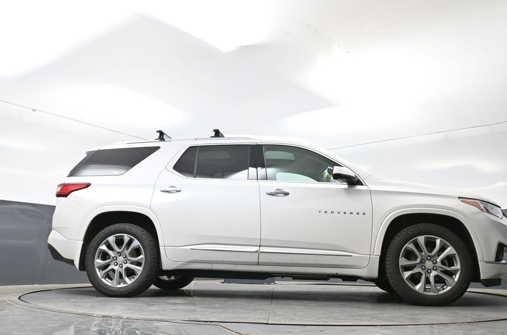 Used 2018 Chevrolet Traverse Premier AWD/4WD image 25