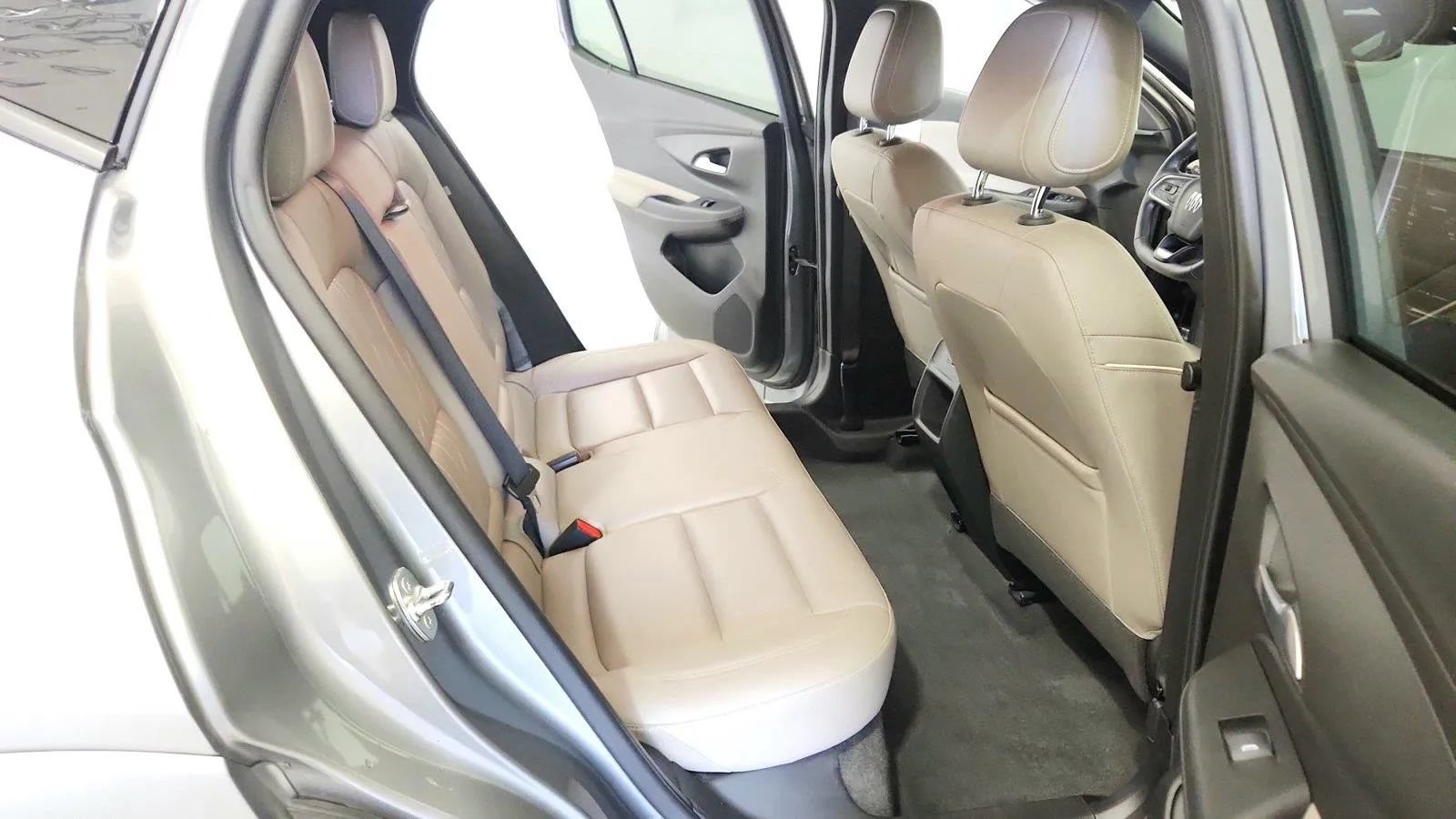 Used 2024 Buick Envista Avenir FWD image 28