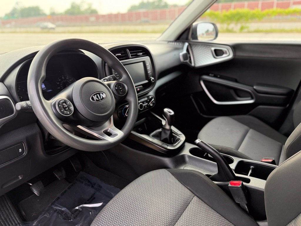 Used 2020 Kia Soul LX FWD image 23