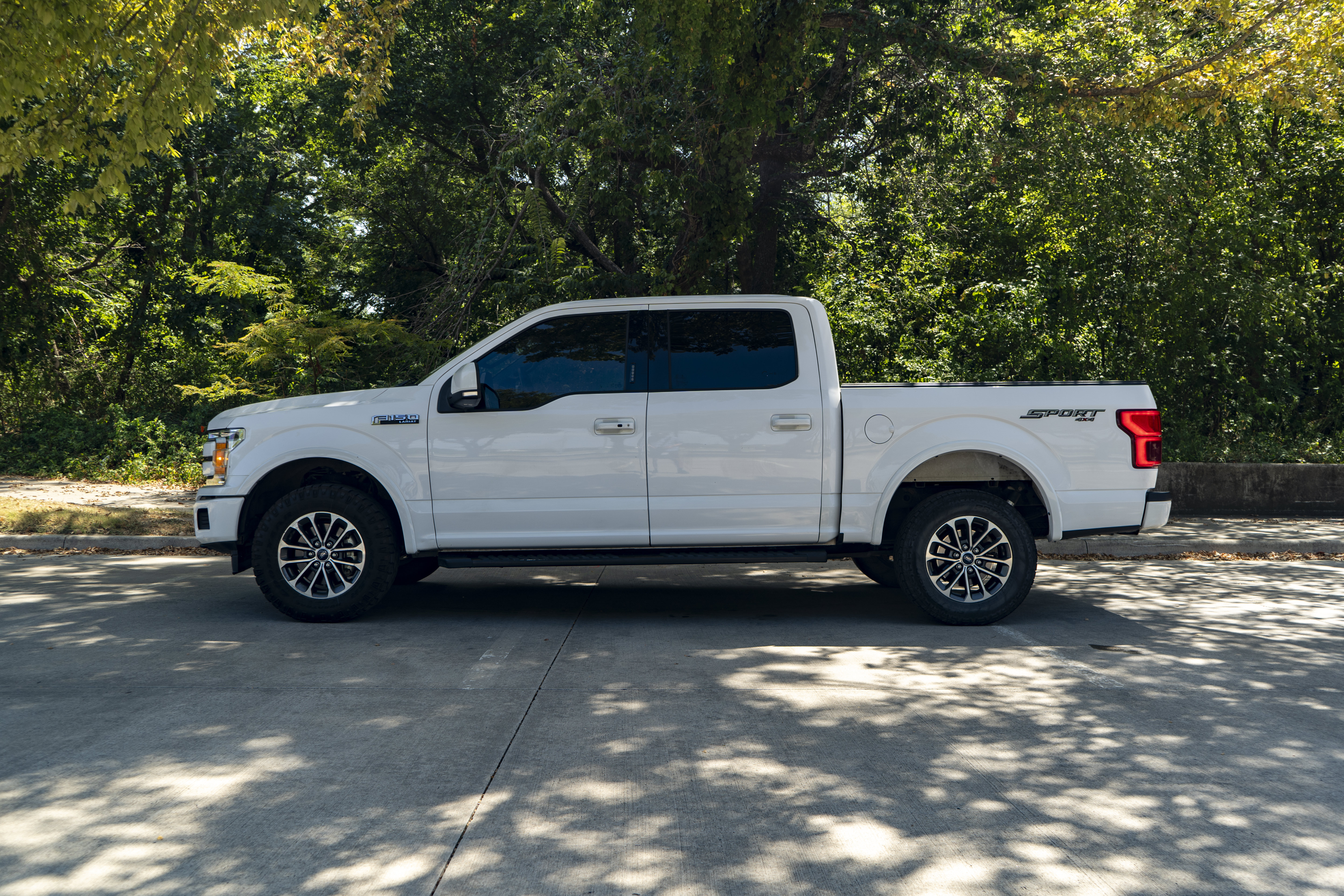 Used 2020 Ford F150 Lariat AWD/4WD image 6