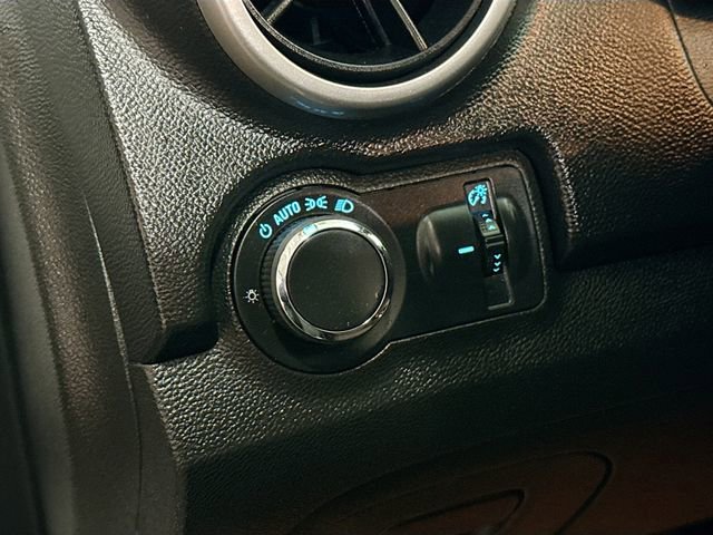 Used 2015 Chevrolet Trax LS AWD/4WD image 11