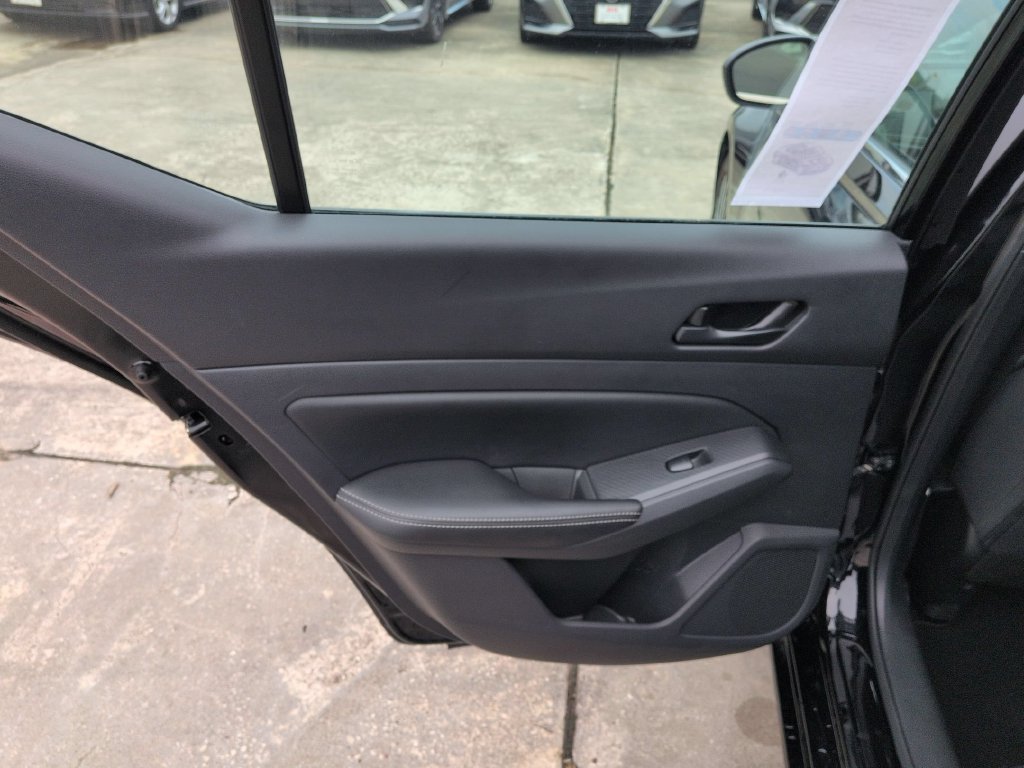 Used 2025 Nissan Altima 2.5 SV FWD image 26
