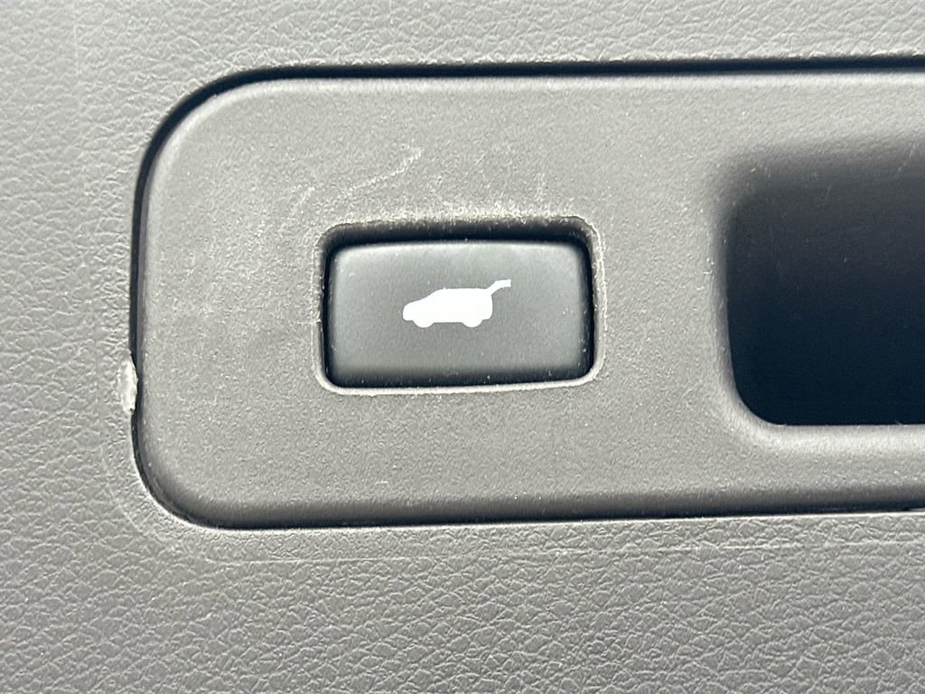 Used 2016 Acura MDX FWD image 32