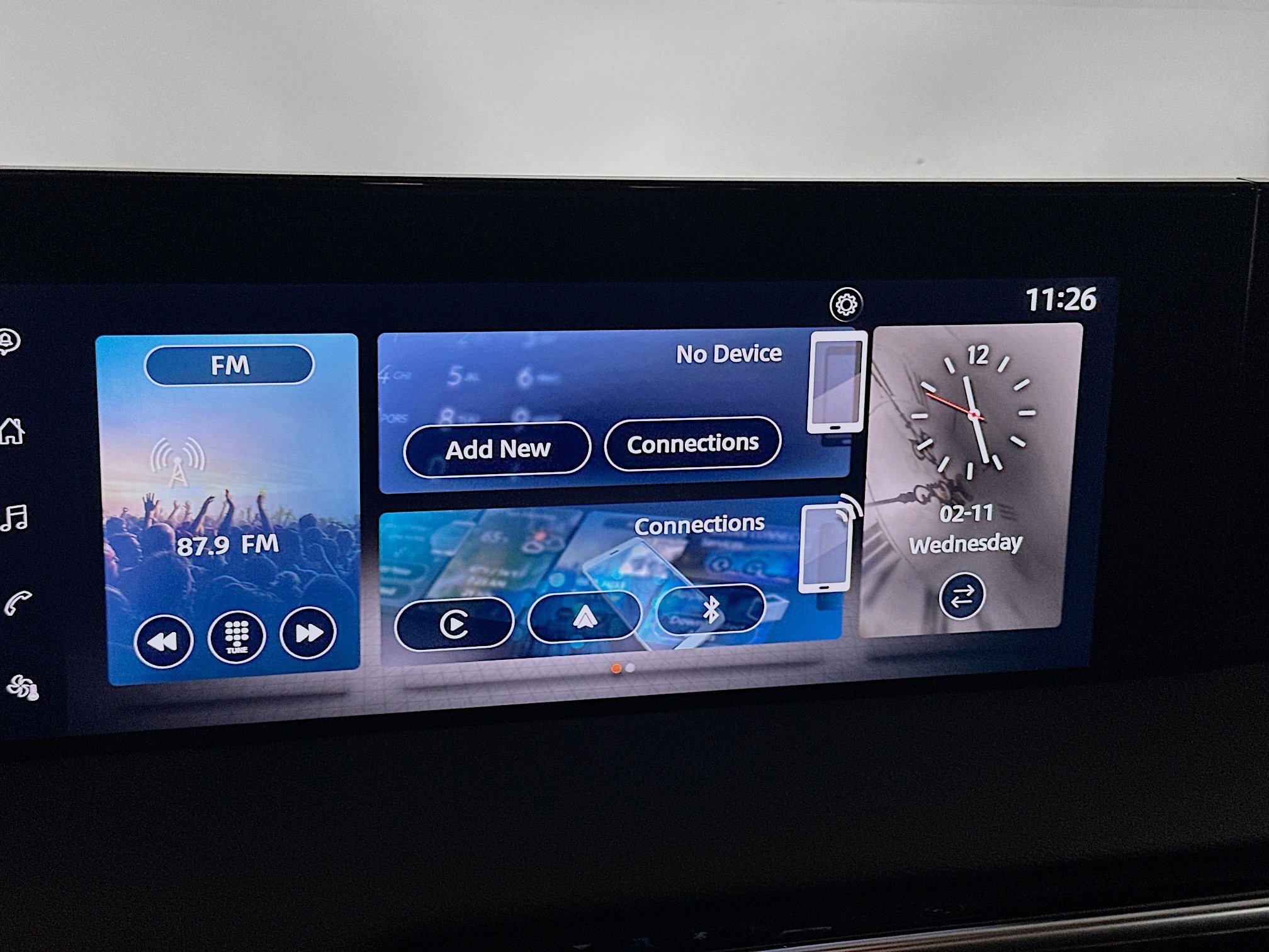 Used 2025 Nissan Armada SV image 21