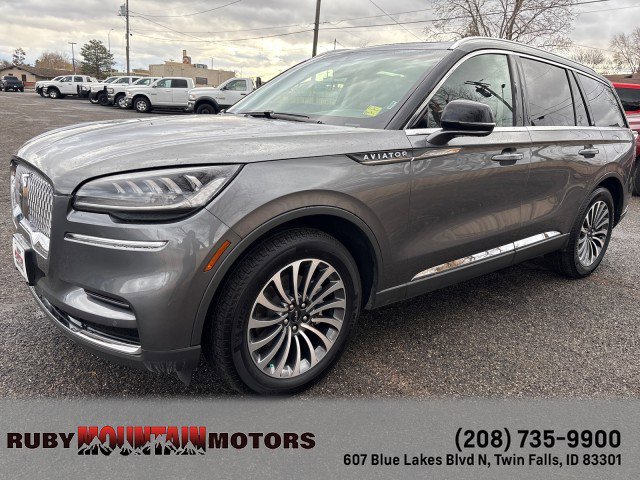Used 2024 Lincoln Aviator Reserve image 3